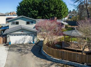 2910 SW 97th Ct, Seattle, WA 98126