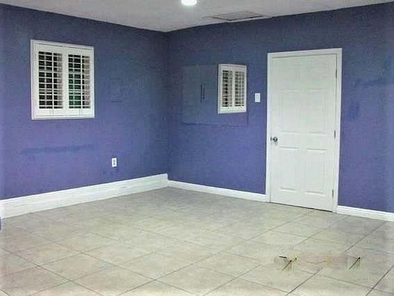 1st image of 4003 N Lang Ave