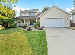 1144 Jordan Rd, De Pere, WI 54115