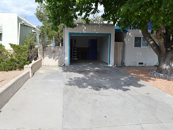 Garage plus off street