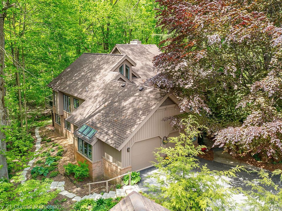 1st image of 46515 Arboretum Cir