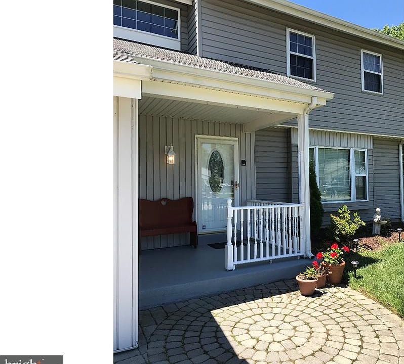 1st image of 2636 Bellows Dr