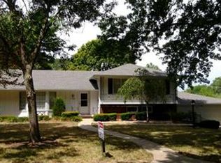 11122 Walnut St, Kansas City, MO 64114