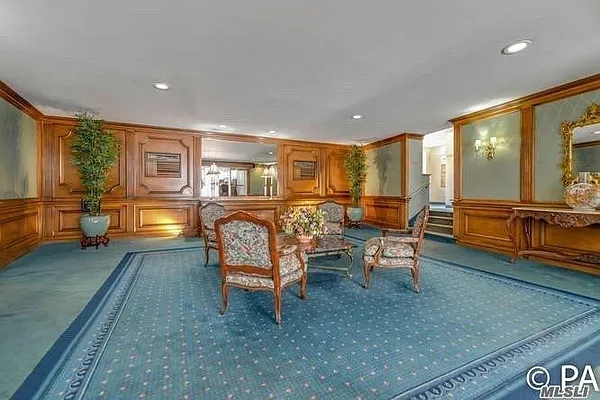 Sold by Benjamin Realty Since 1980 | media 3