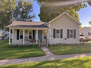 1009 Brady St #B, Chesaning, MI 48616