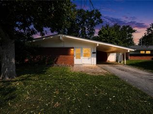 5229 Bayside Dr, Dayton, OH 45431