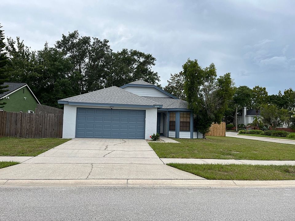 1st image of 894 E Charing Cross Cir