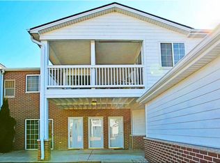 835 Lannon Ter, Racine, WI 53406