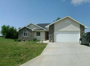 819 Forest Dr, Norfolk, NE 68701