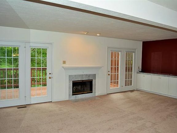 3rd image of 5077 Bristol Ct