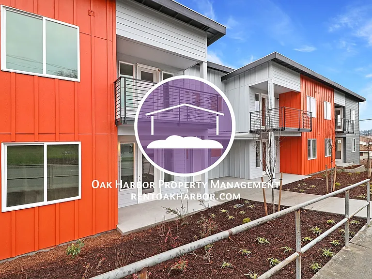 Barrington Apartments — Photo 8