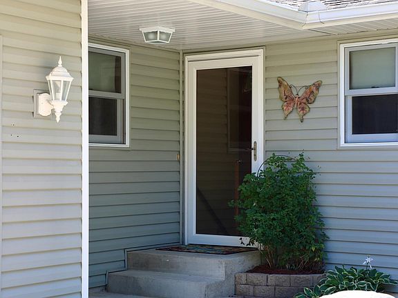 2nd image of 1803 McKinley Dr