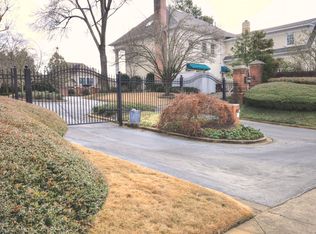6365 Massey Manor Ln W, Memphis, TN 38120