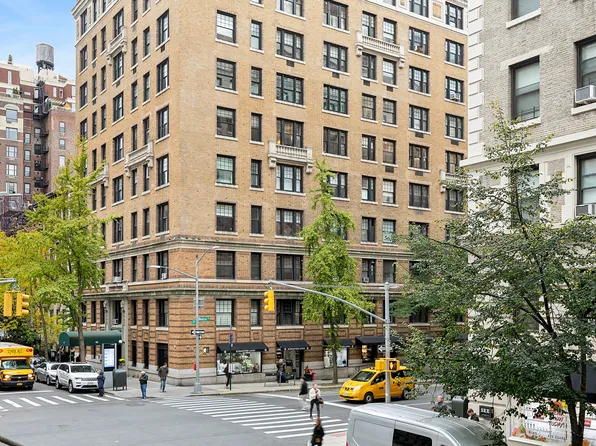 25 East 83rd Street image 6 of 7