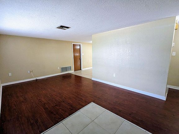 4th image of 3414 Coldwell Dr