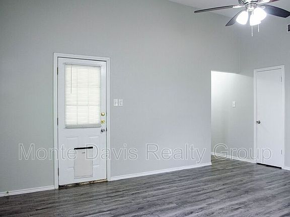 3rd image of 908 Country Aire Dr #A