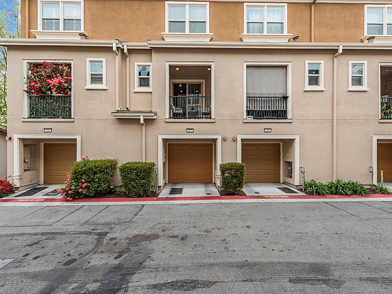 227 Siderno Ct #227 — Photo 46