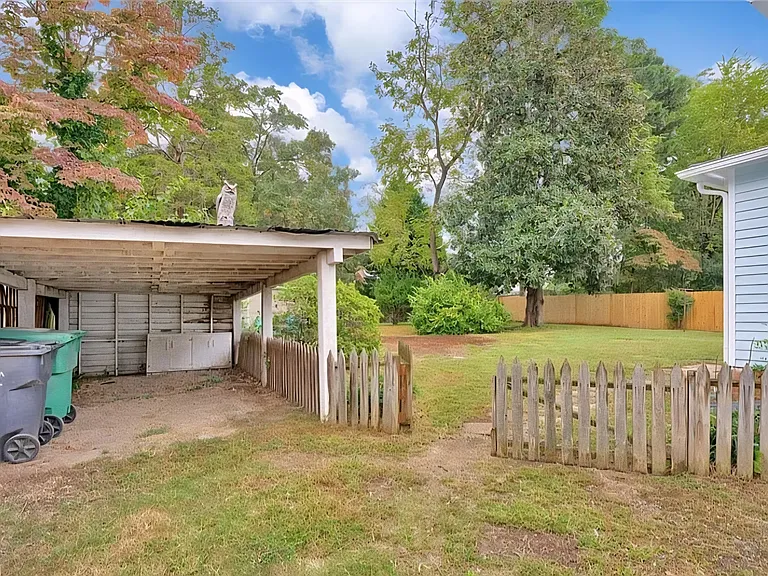 510 Highland Ave — Photo 32