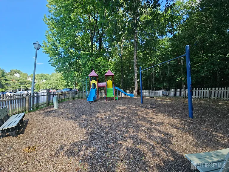 2809 Ridgefield Ct — Photo 36