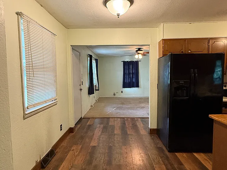 4517 Waterloo Dr — Photo 9