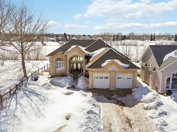 301 NE Brett Dr, Wood Buffalo, AB T9K 1S7