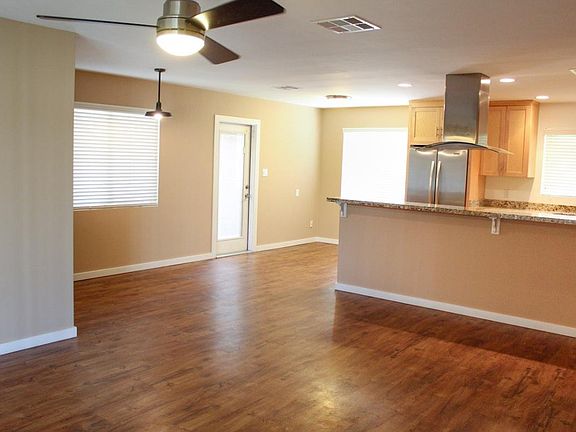 Kitchen Living area
