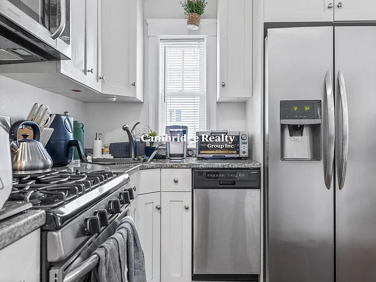 80 Bowdoin St #1T — Photo 3
