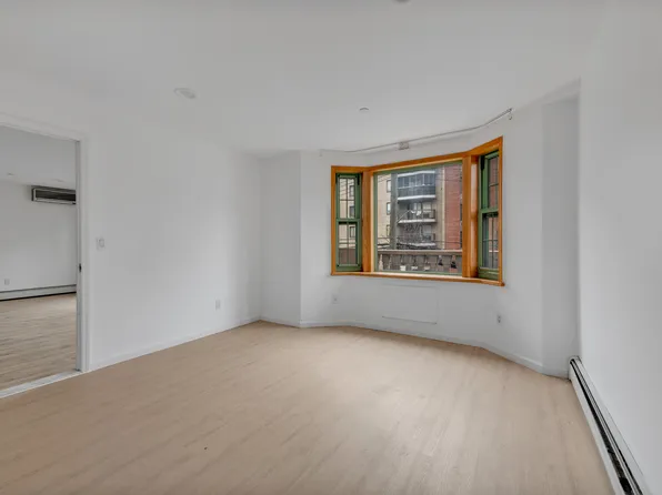 134-43 Maple Avenue image 11 of 14