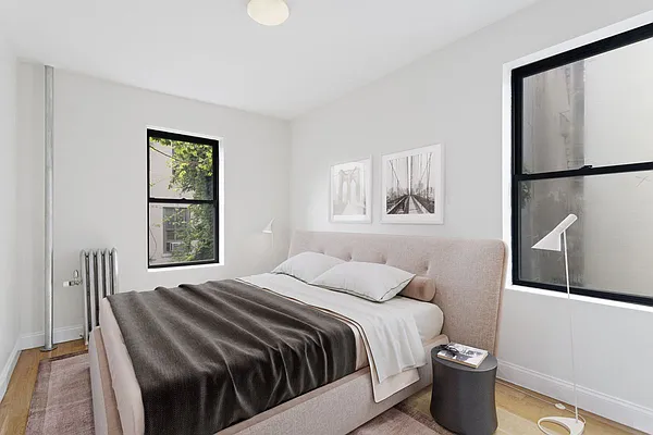 Rented by Anchor Associates | media 2