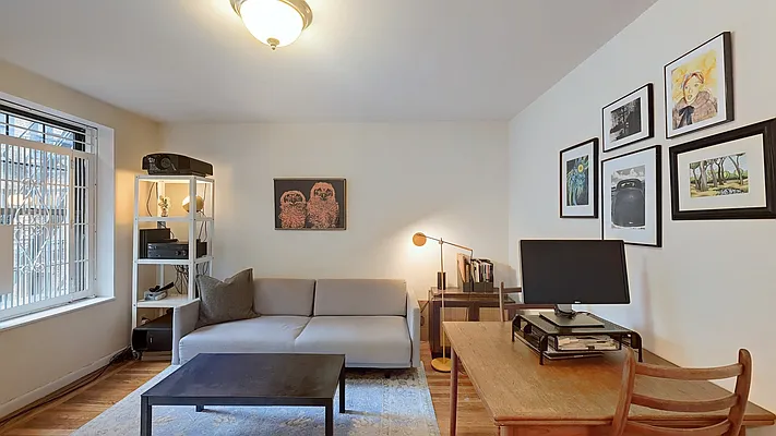 Rented by Emor Management Inc. | media 11