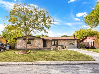 5242 coral mist, Kirby, TX, 78219