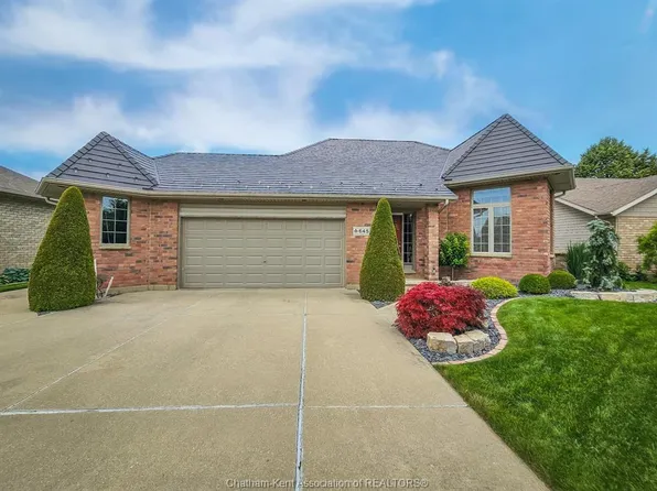645 McNaughton Ave W, Chatham Kent, ON N7L 5P7