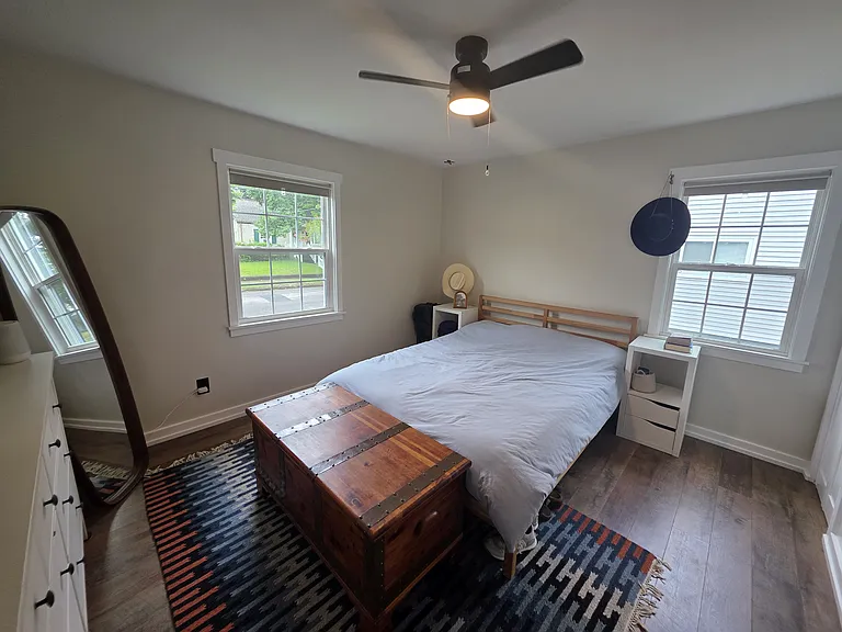 428 Gladstone Rd — Photo 13