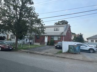 (Undisclosed Address), Staten Island, NY 10305