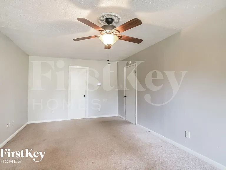 21419 Park Willow Dr — Photo 11