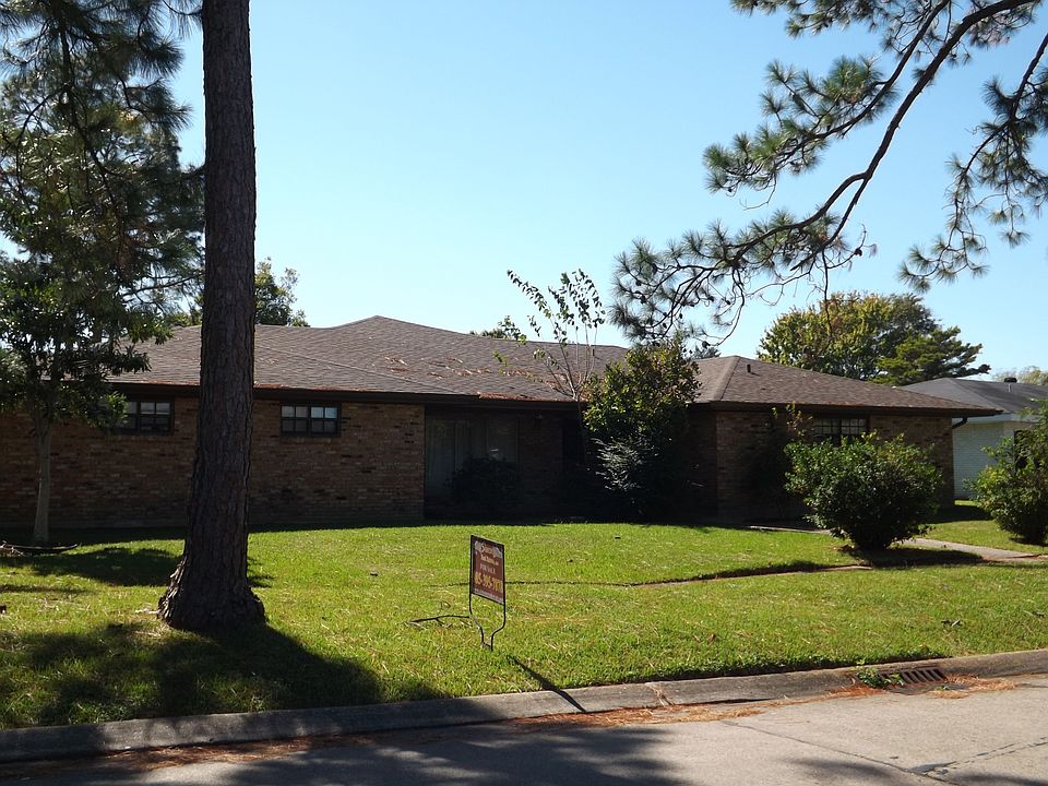 1st image of 3044 Diane Dr