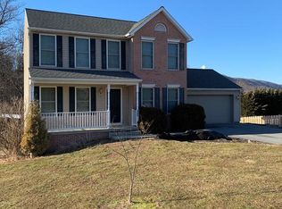 4261 Charlestown Rd, Mercersburg, PA 17236