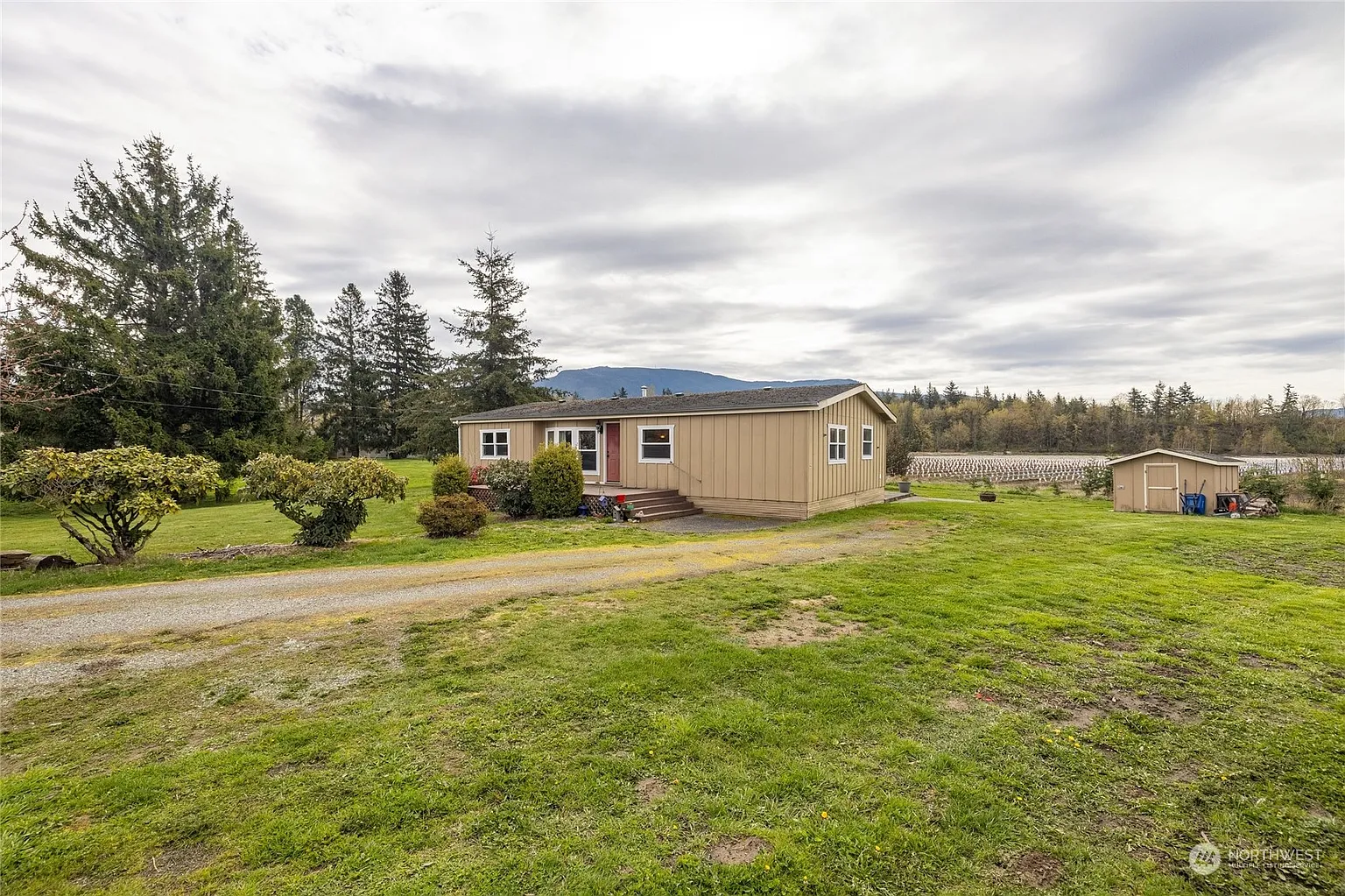 8242 Gillies Road photo 1