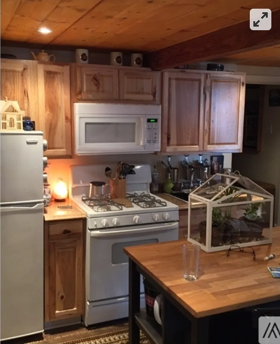 1 bed, 700 sqft, $1,299 — Photo 1