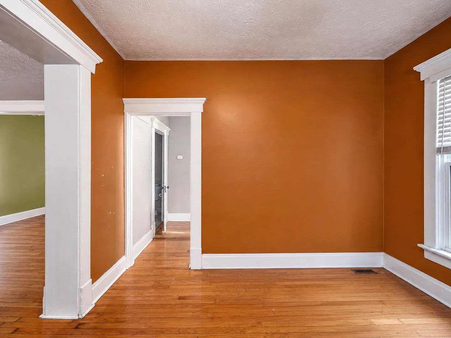4 bed, 2.0 bath, $2,455 — Photo 4