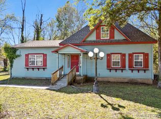 340 E 9th St, Chelsea, OK 74016