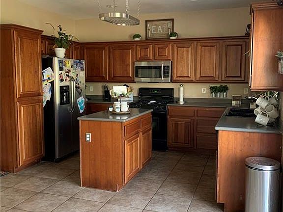 2nd image of 5529 Hidden Rainbow St