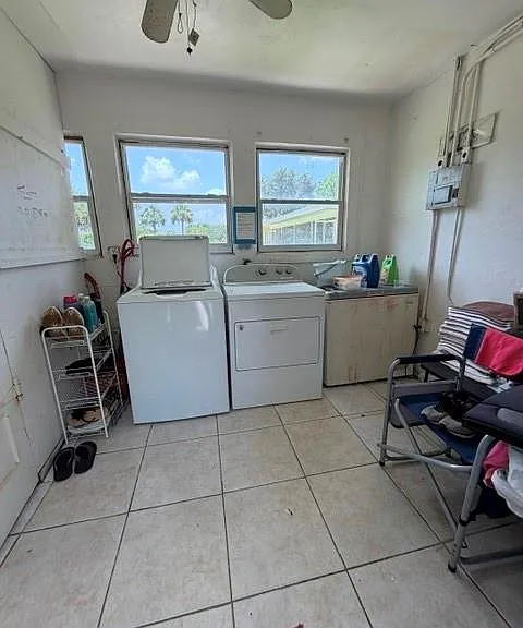 4319 Golden Gate Pkwy — Photo 14