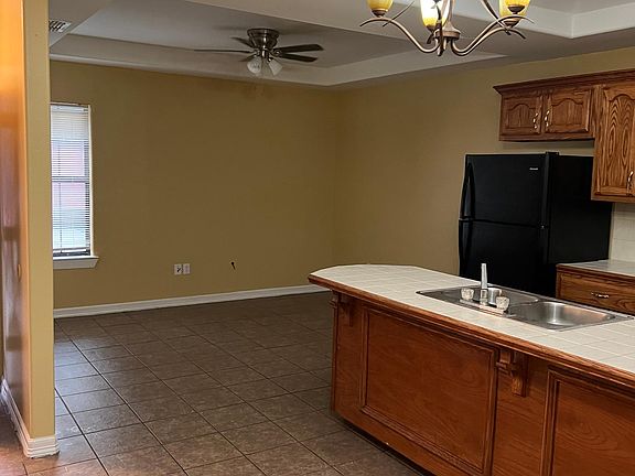3rd image of 3105 E Mile 11 N APT 1