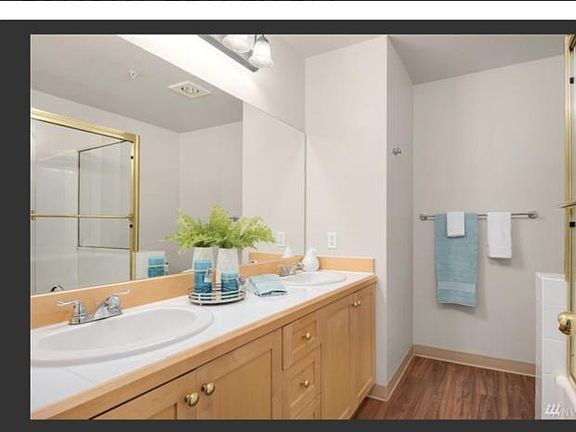 5th image of 9229 122nd Ct NE #C