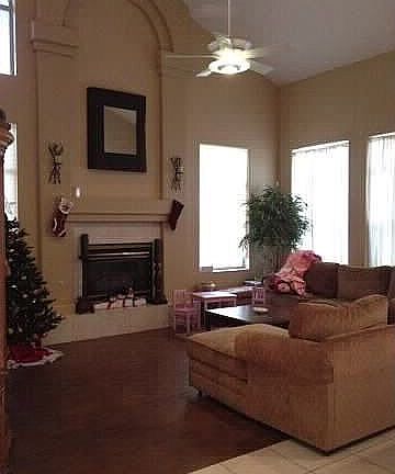 3rd image of 6040 E Juniper Ave