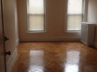 188A Vernon Ave, Brooklyn, NY 11206