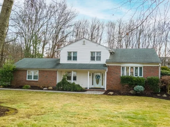 54 Fairview Dr, East Hanover Twp., NJ 07936