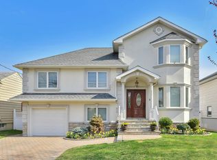 21 Miller St, Wallington, NJ 07057