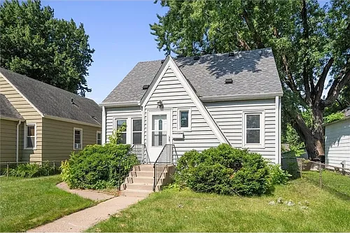 977 Oakdale Ave Photo 1